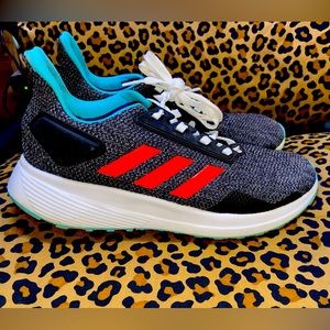 Men size 7 adidas